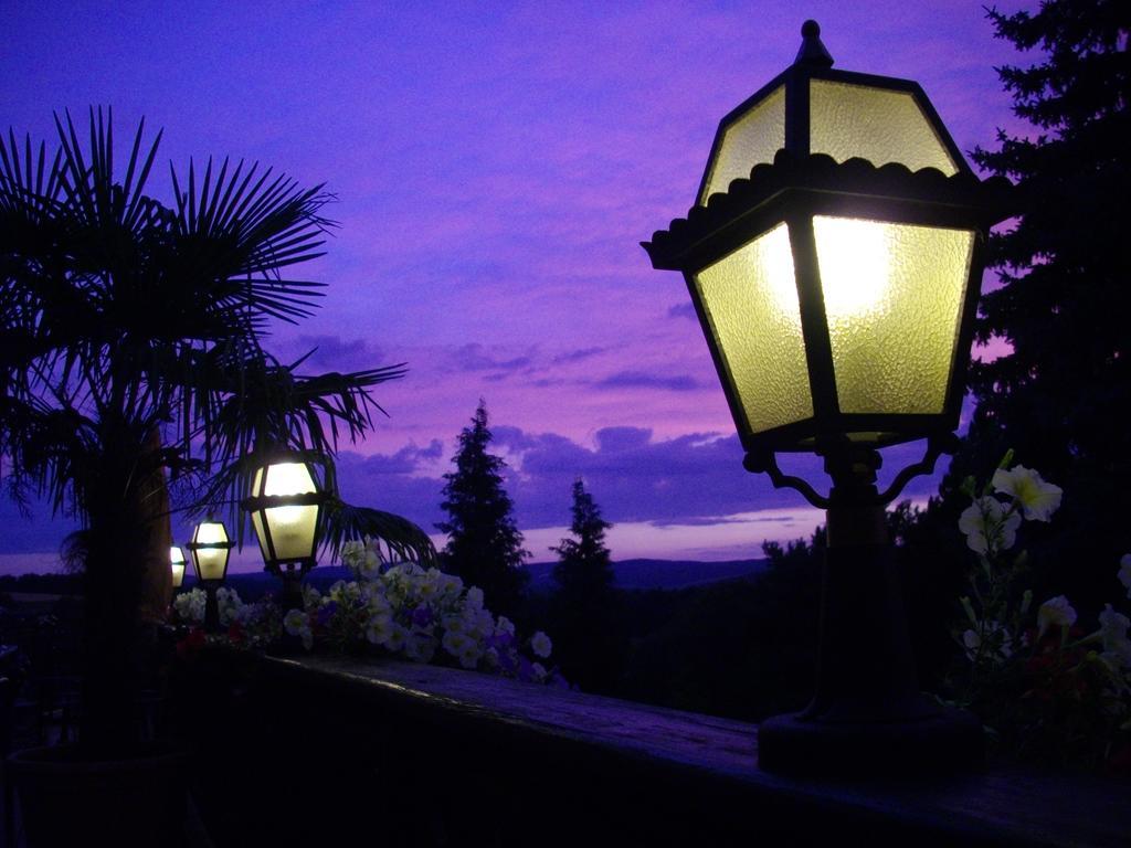 Landhotel Zur Post บาดเคอนิก ภายนอก รูปภาพ